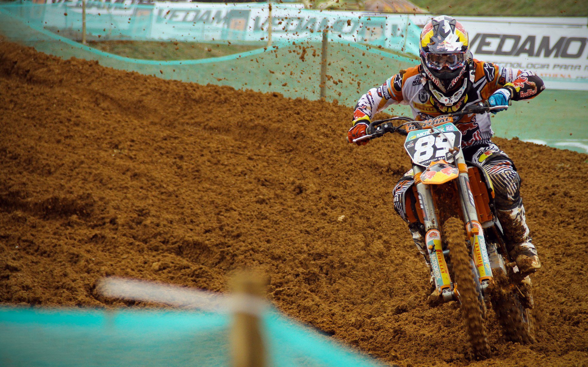 “彼得森助力南非羚羊队突破困境，书写历史篇章”